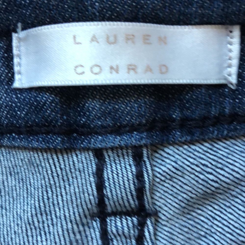 Jeans - Picture 2 of 4